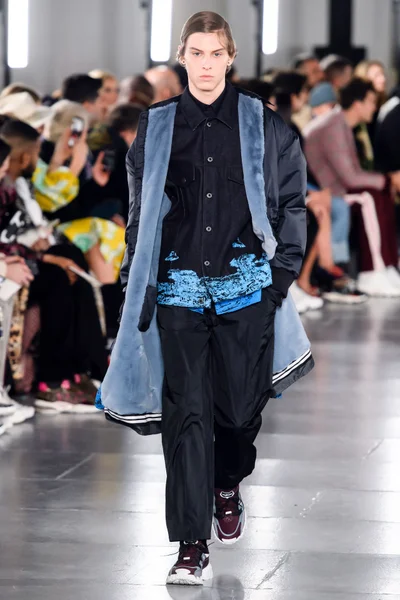Look 31